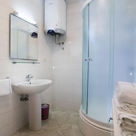 Ferienwohnung In Direkter Strandlage Fur 4 Personen, Mit Herrlichem Ausblick, Klimaanlage Und Wifi Apartment