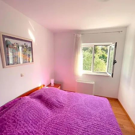 Ferienwohnung In Direkter Strandlage Fur 4 Personen, Mit Herrlichem Ausblick, Klimaanlage Und Wifi * Zaglavice